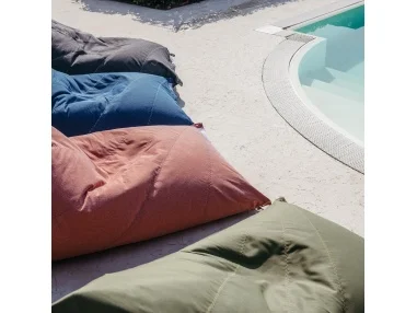 Randa XL - Outdoor bean bag chair with a radial design