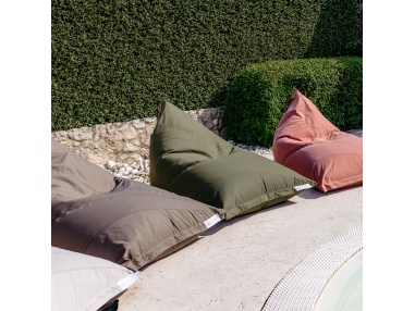 Randa XL - Outdoor bean bag chair with a radial design